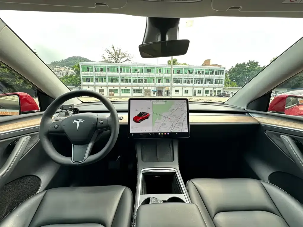 Tesla Model Y 2021 из CN, фото 3