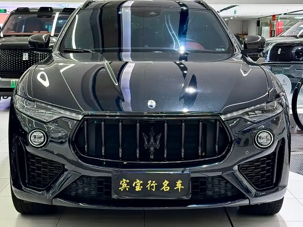 Maserati Levante — фото 7