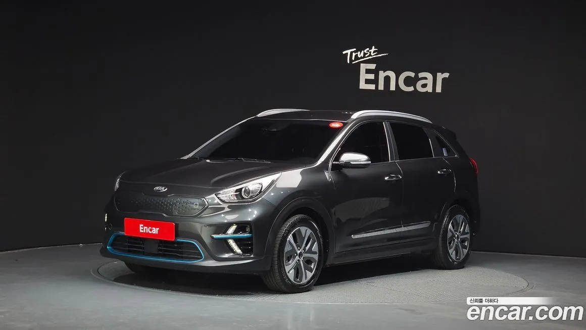 Kia Niro — фото 1