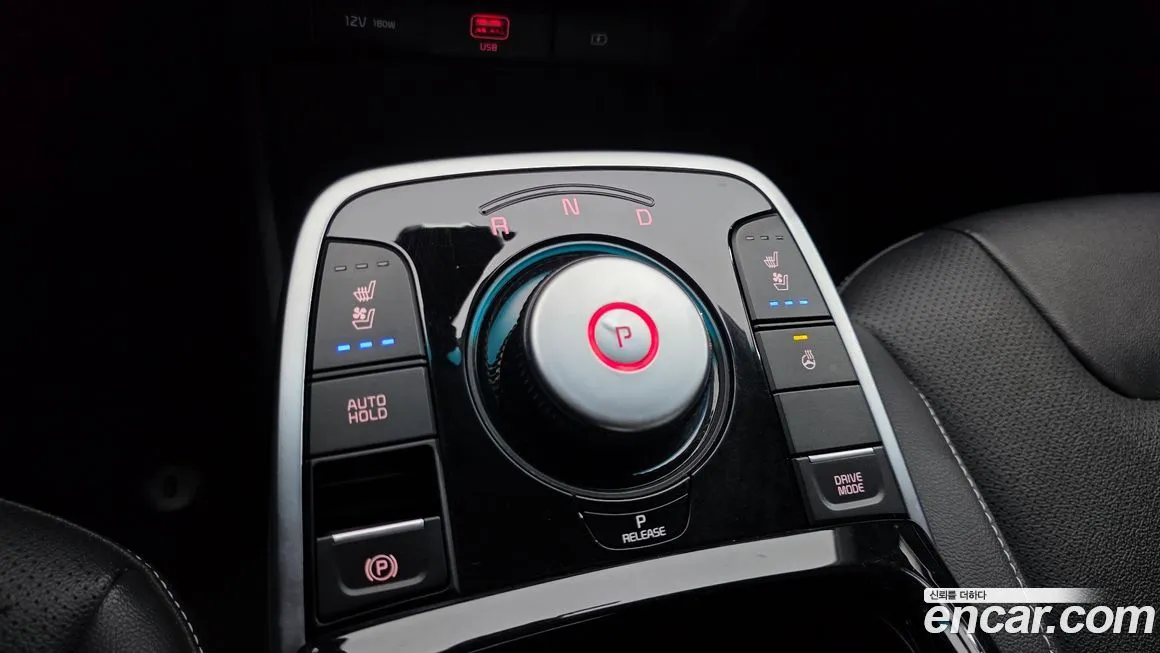 Kia Niro — фото 6