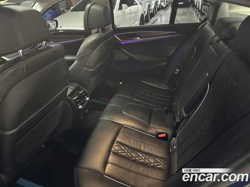 BMW 5-Series 2021 из KR, фото 2