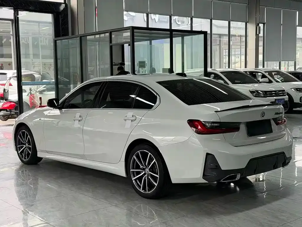 BMW 3 Series 2023 из CN, фото 8