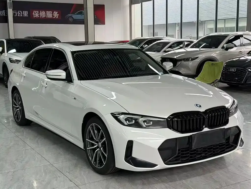 BMW 3 Series 2023 из CN, фото 10