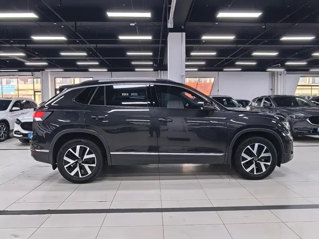 Volkswagen Tayron 2023 из CN, фото 3