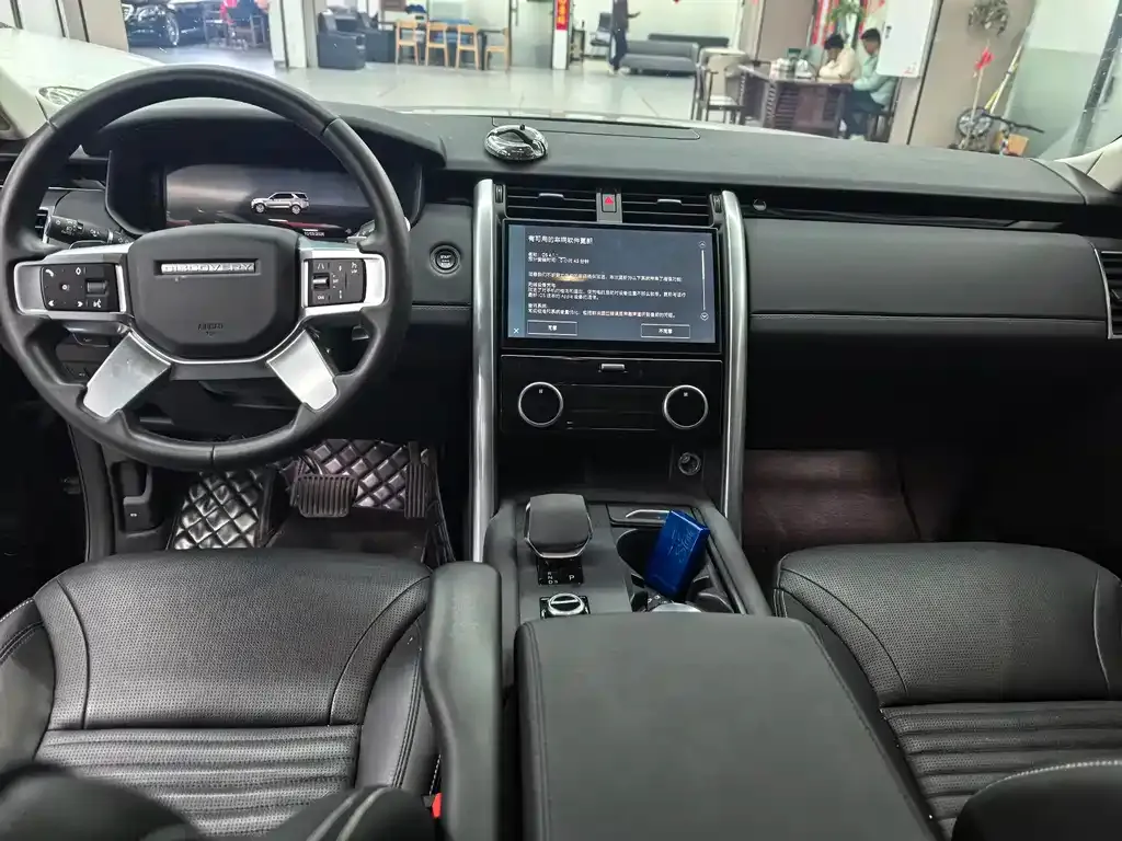 Land Rover Discovery 2024 из CN, фото 9