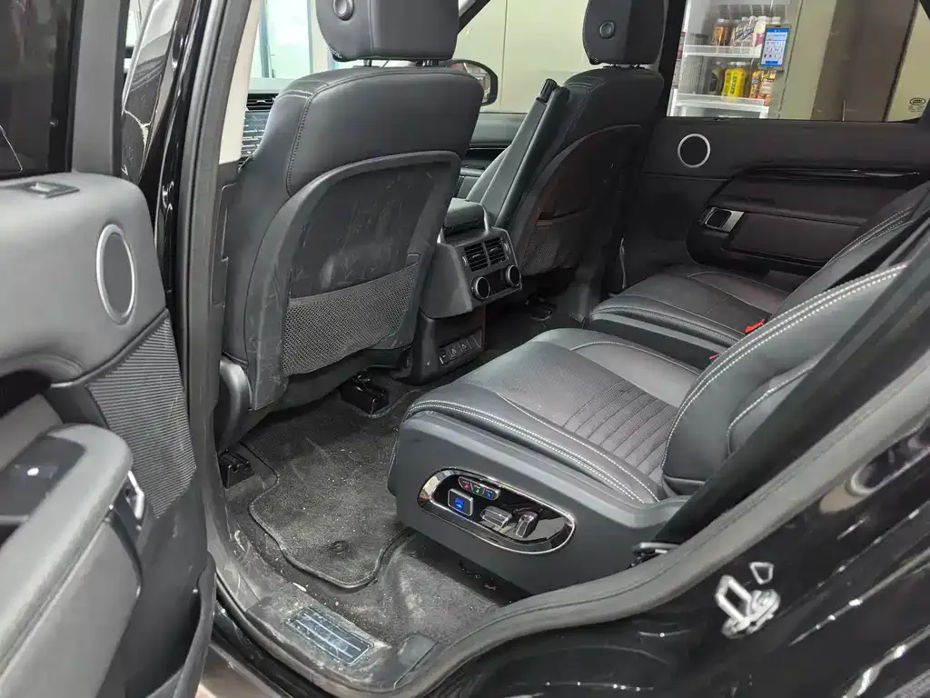 Land Rover Discovery 2024 из CN, фото 2