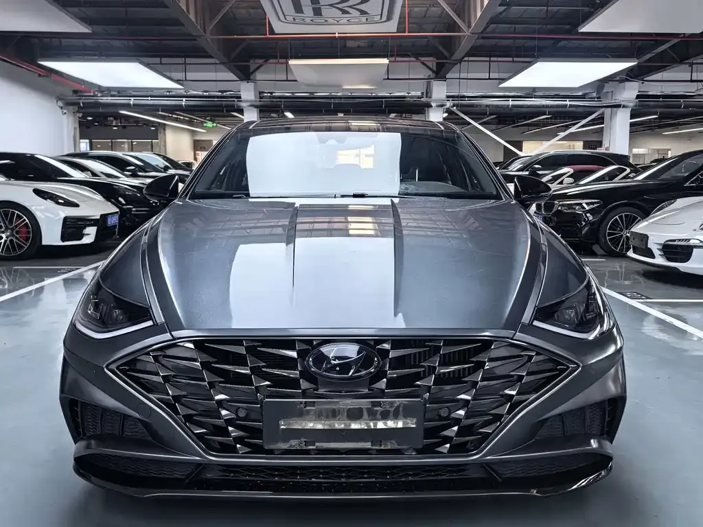 Hyundai Sonata — фото 4