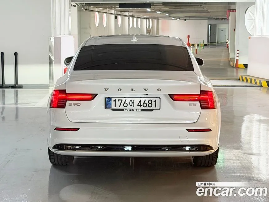 Volvo S90 2026 из KR, фото 5