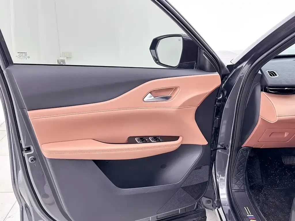 Changan UNI-Z 2025 из CN, фото 4