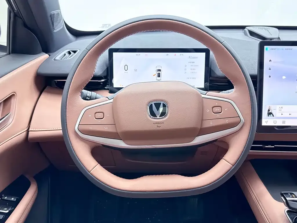 Changan UNI-Z 2025 из CN, фото 8