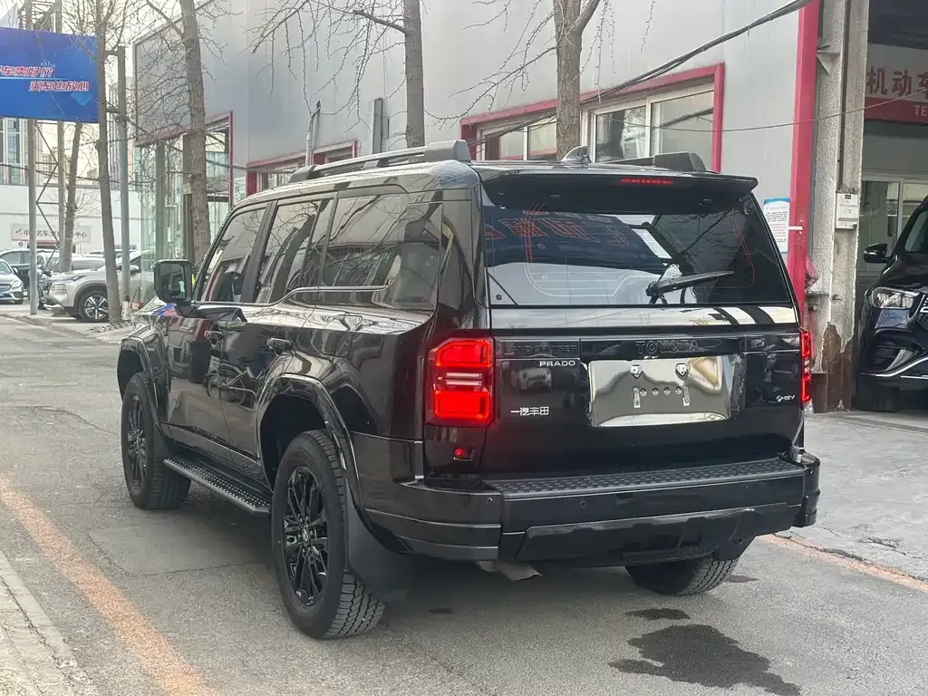 Toyota Prado 2025 из CN, фото 9