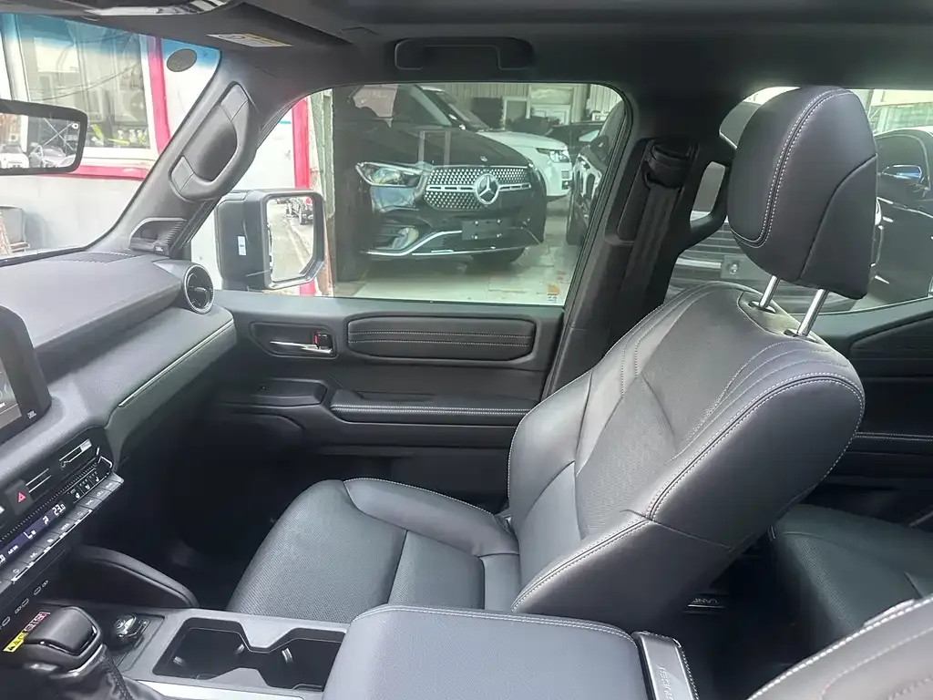 Toyota Prado 2025 из CN, фото 7