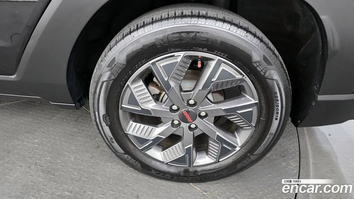 KG Mobility (Ssangyong) Torres — фото 10
