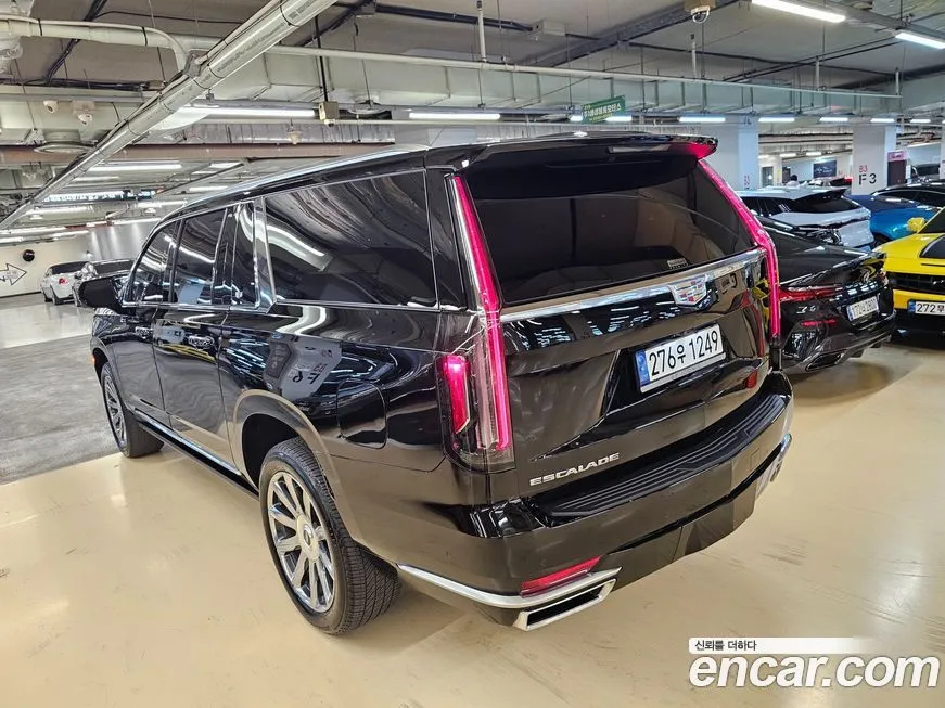 Cadillac Escalade 2023 из KR, фото 2