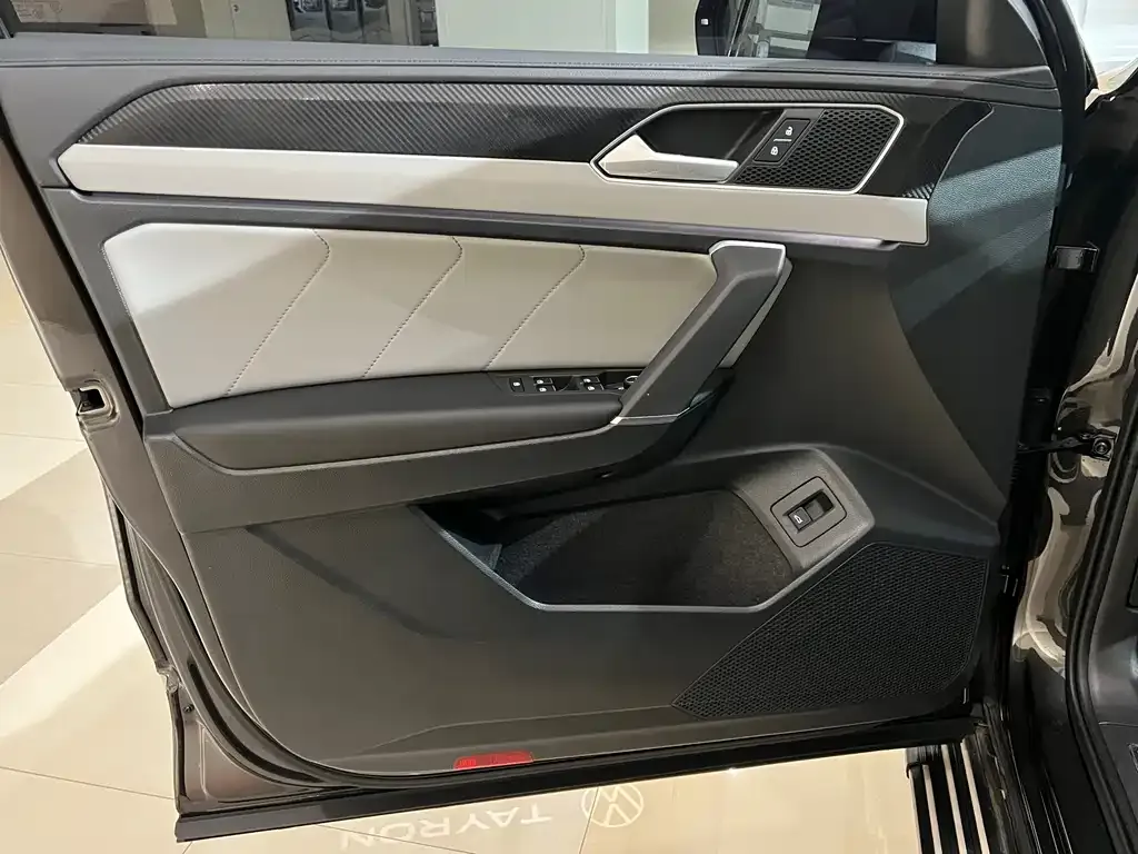 Volkswagen Tayron 2023 из CN, фото 6