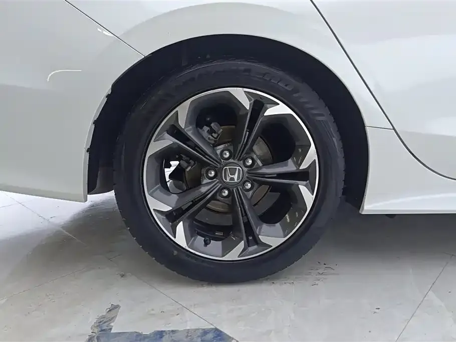Honda Civic — фото 8