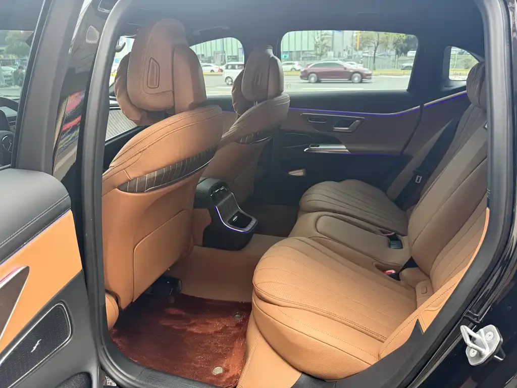 Mercedes-Benz E-Class 2024 из CN, фото 7