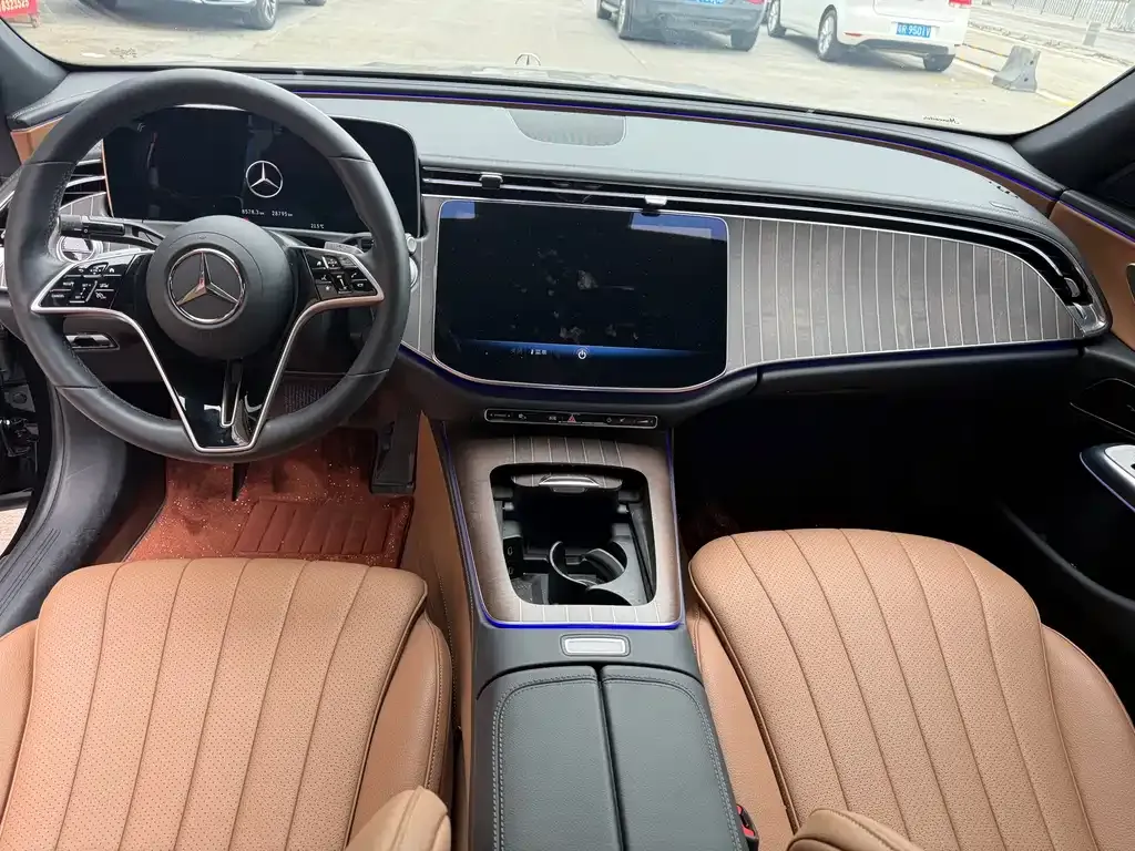 Mercedes-Benz E-Class 2024 из CN, фото 10