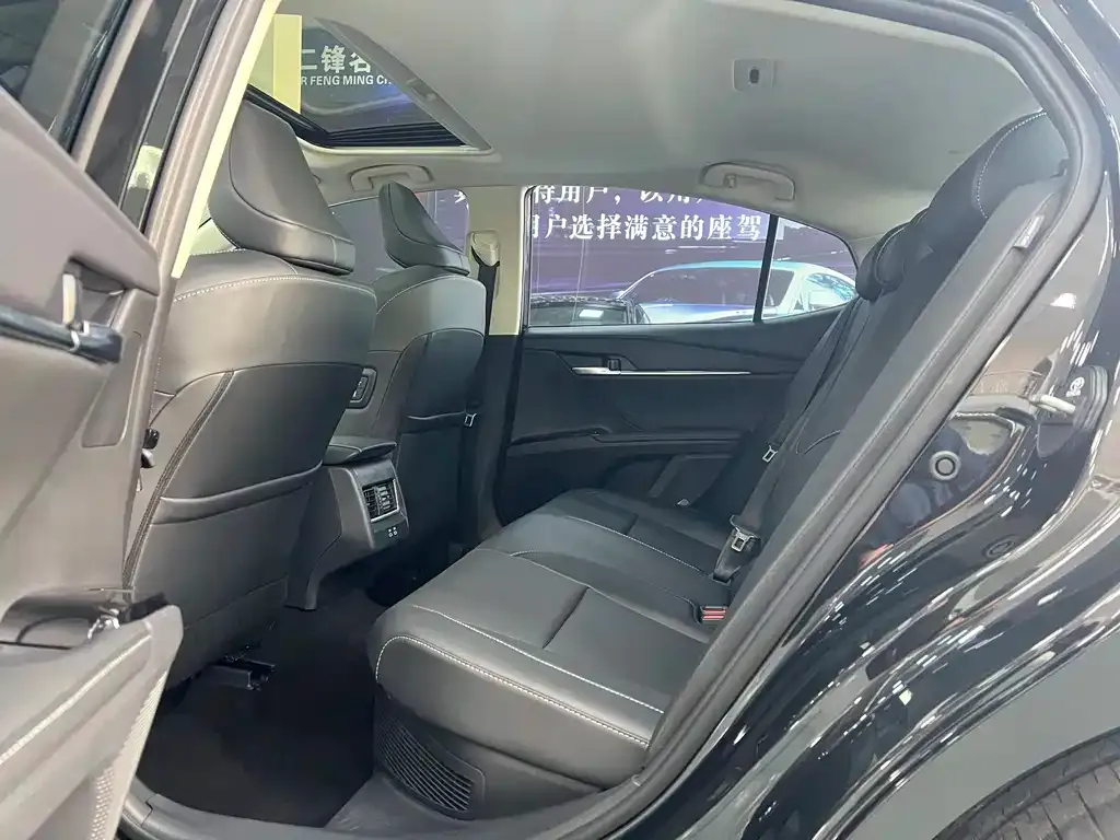 Toyota Camry 2025 из CN, фото 5