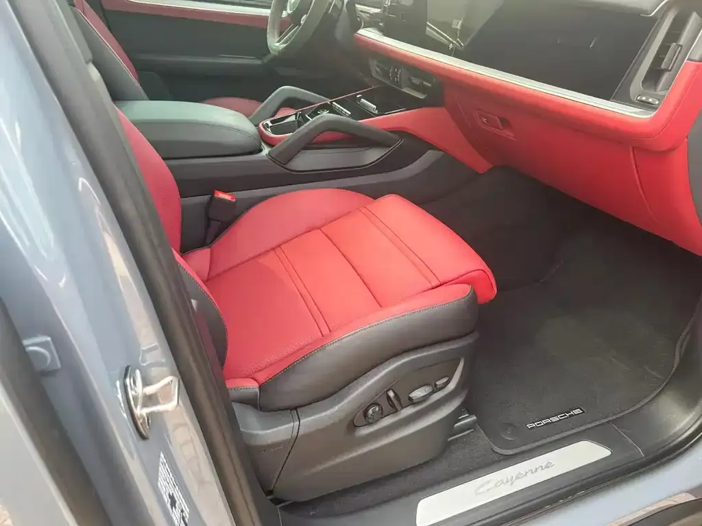 Porsche Cayenne 2023 из CN, фото 9