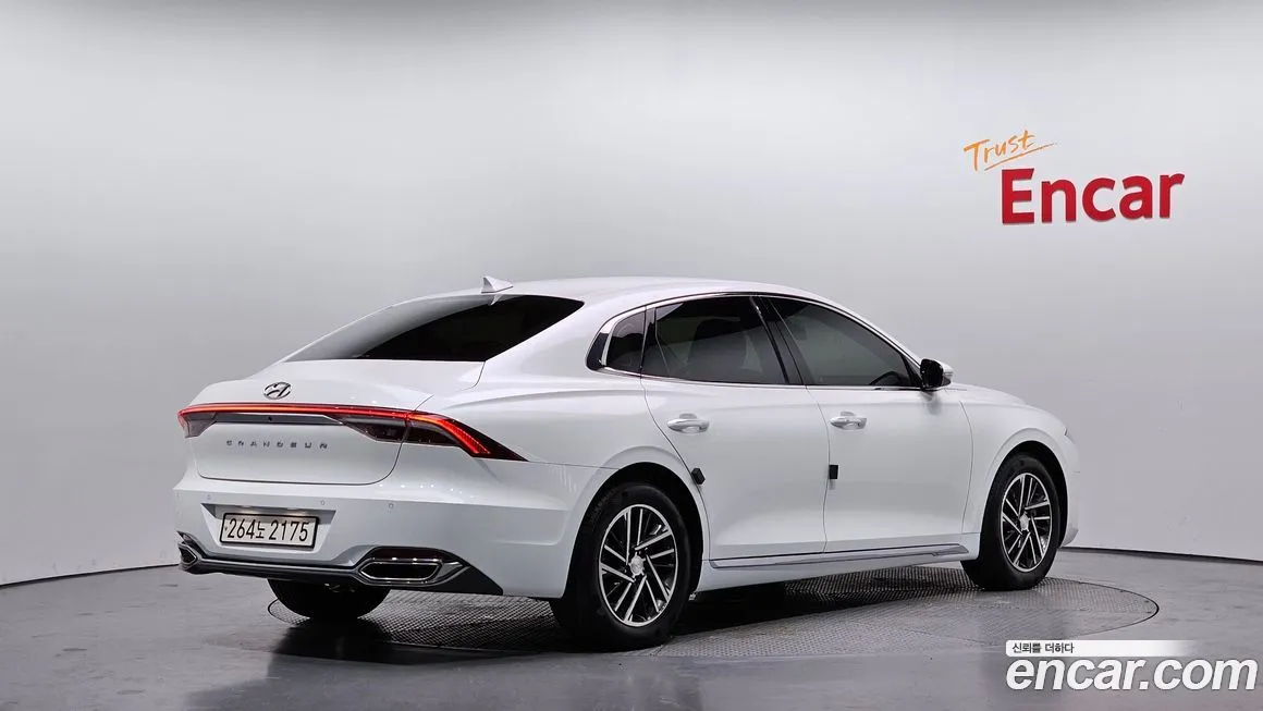 Hyundai Grandeur 2021 из KR, фото 3