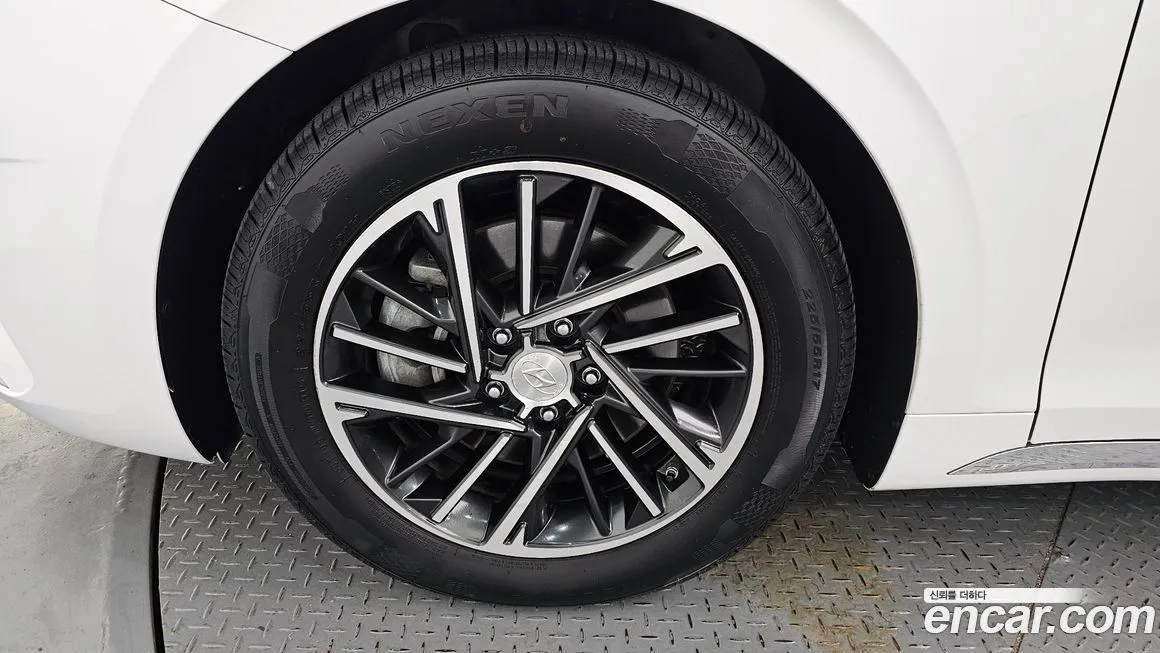 Hyundai Grandeur 2021 из KR, фото 7