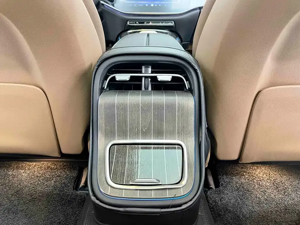 Mercedes-Benz E-Class 2025 из CN, фото 9