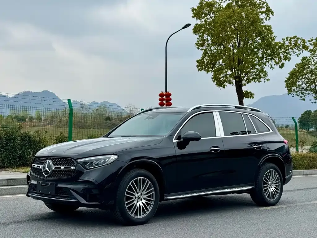 Mercedes-Benz GLC — фото 1