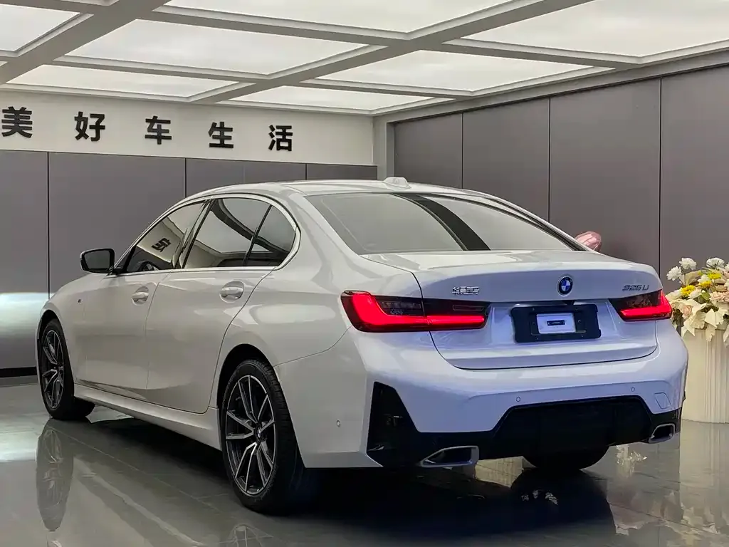 BMW 3 Series 2025 из CN, фото 10