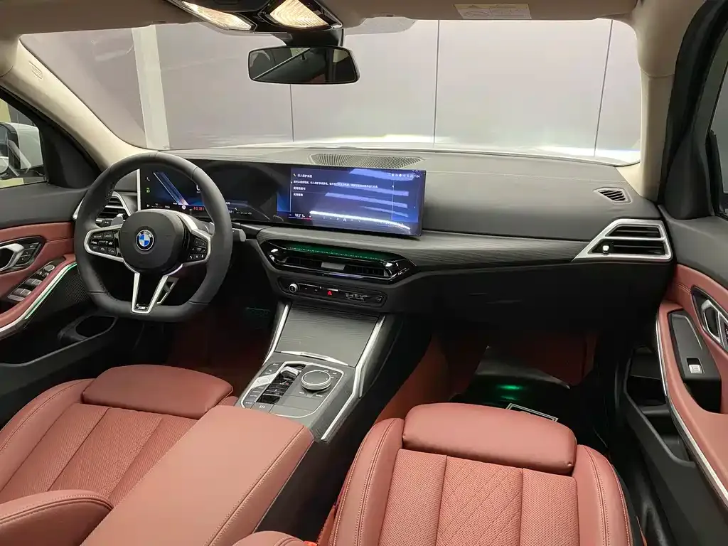 BMW 3 Series 2025 из CN, фото 7