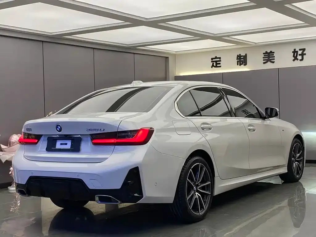 BMW 3 Series 2025 из CN, фото 4