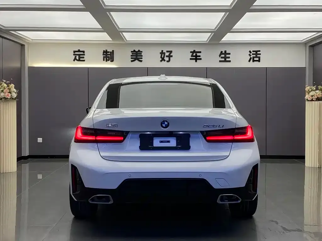 BMW 3 Series 2025 из CN, фото 2