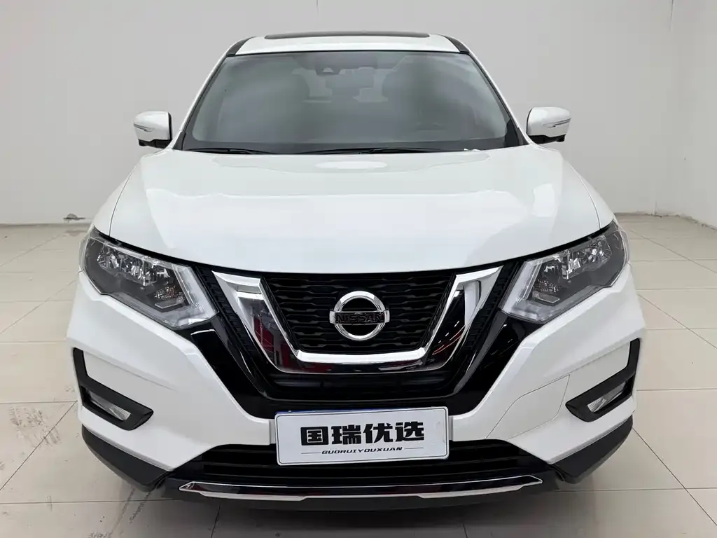 Nissan X-Trail — фото 7