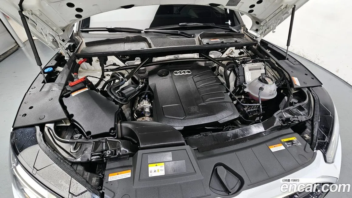 Audi Q5 2021 из KR, фото 9