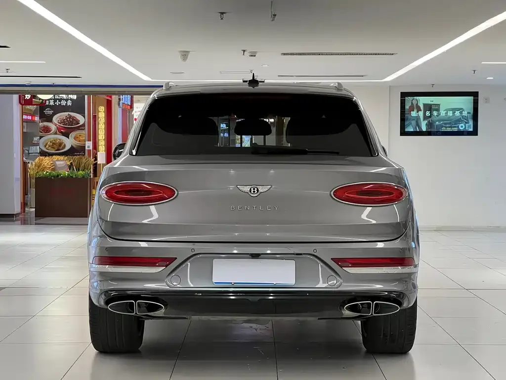 Bentley Bentayga 2021 из CN, фото 7