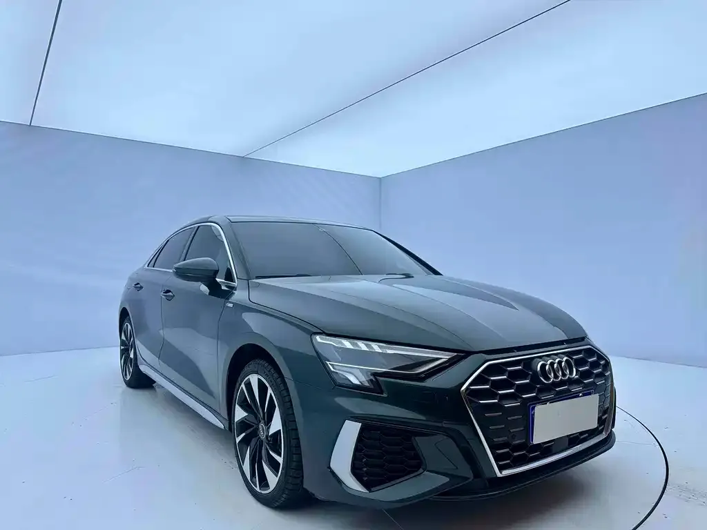 Audi A3 2022 из CN, фото 2