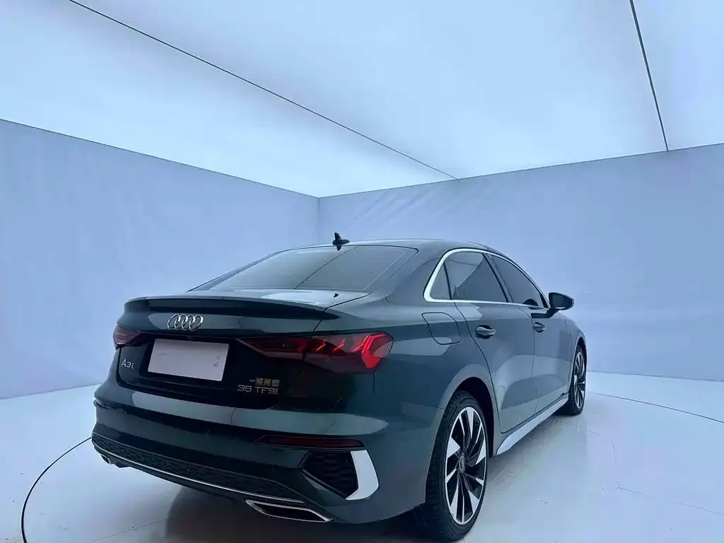 Audi A3 2022 из CN, фото 10