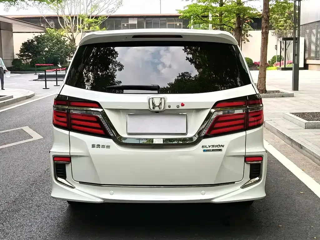Honda Elysion — фото 4