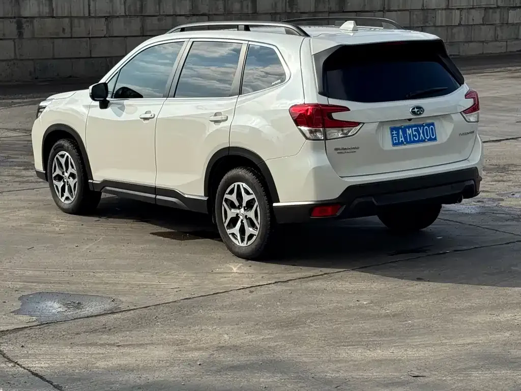 Subaru Forester 2022 из CN, фото 4