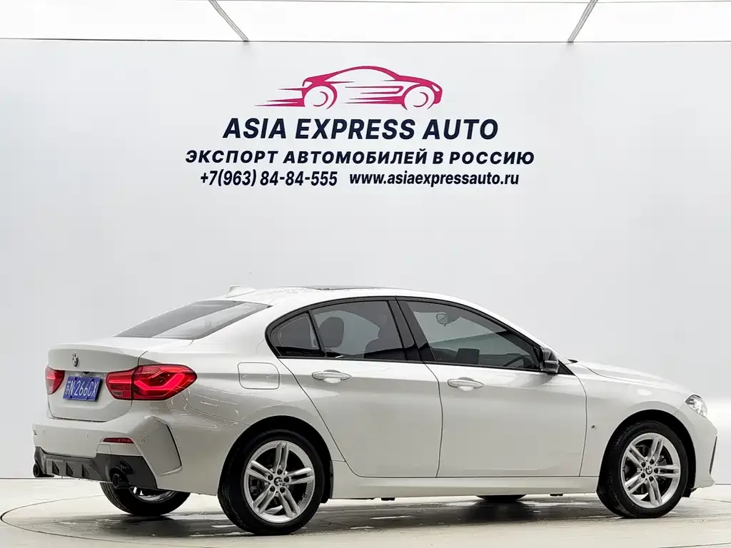 BMW 1 Series 2021 из CN, фото 9