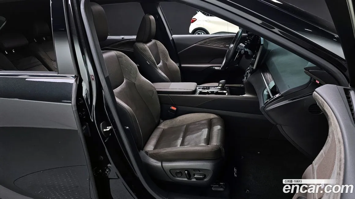 Lexus RX 2023 из KR, фото 10