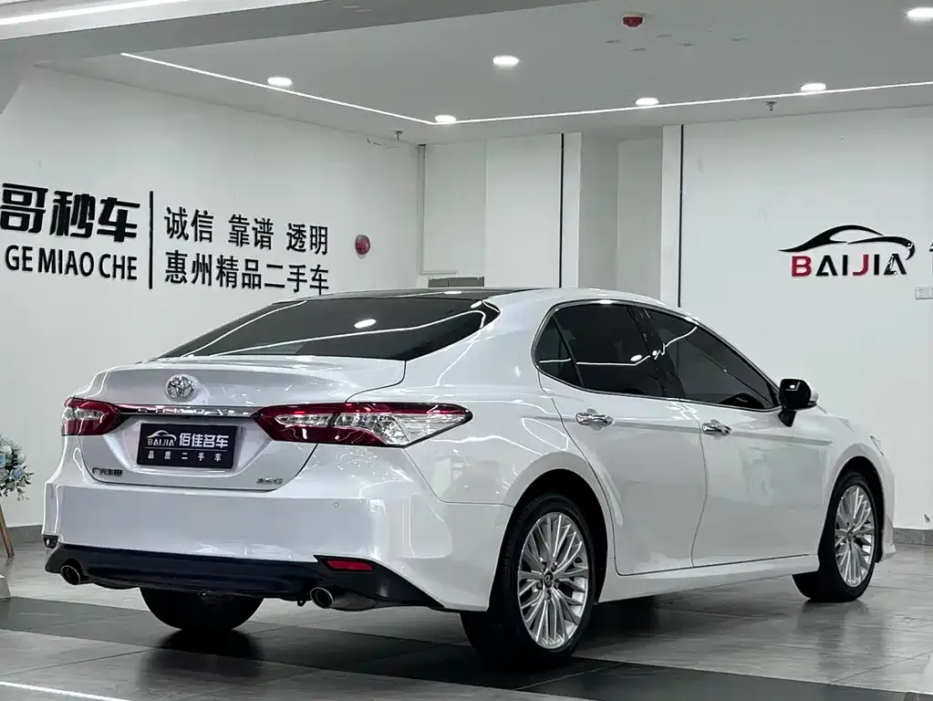 Toyota Camry 2021 из CN, фото 3