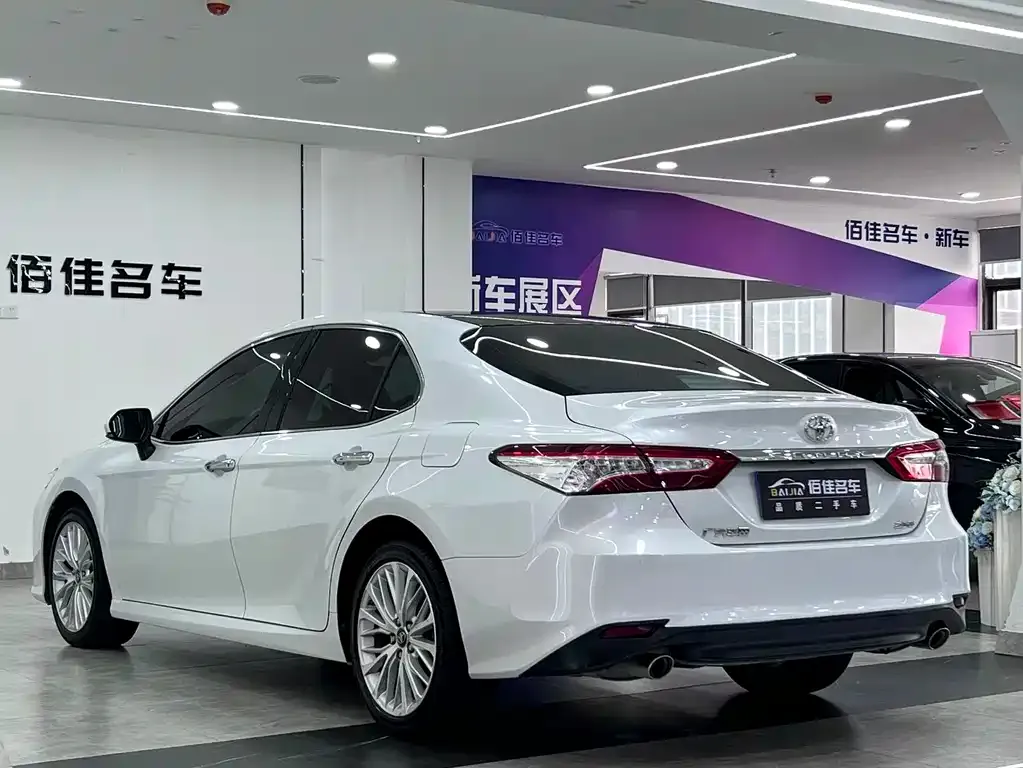 Toyota Camry 2021 из CN, фото 4