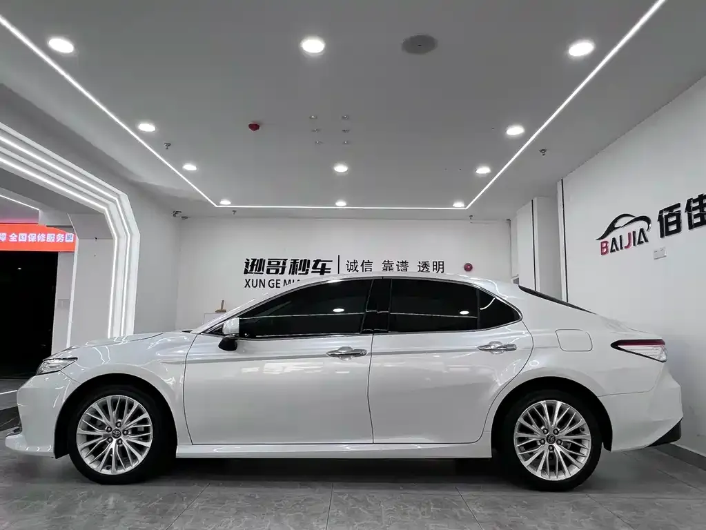Toyota Camry 2021 из CN, фото 6