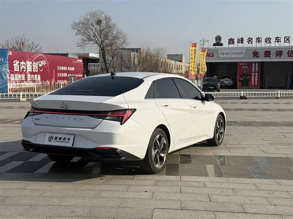 Hyundai Elantra 2023 из CN, фото 9