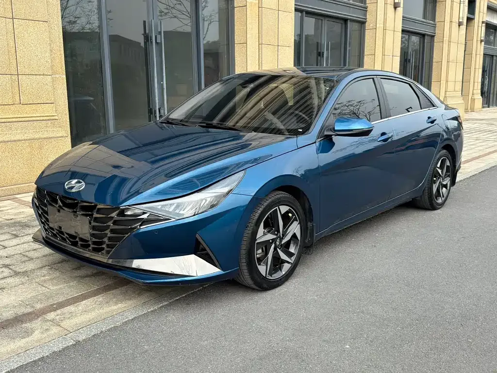Hyundai Elantra 2022 из CN, фото 1