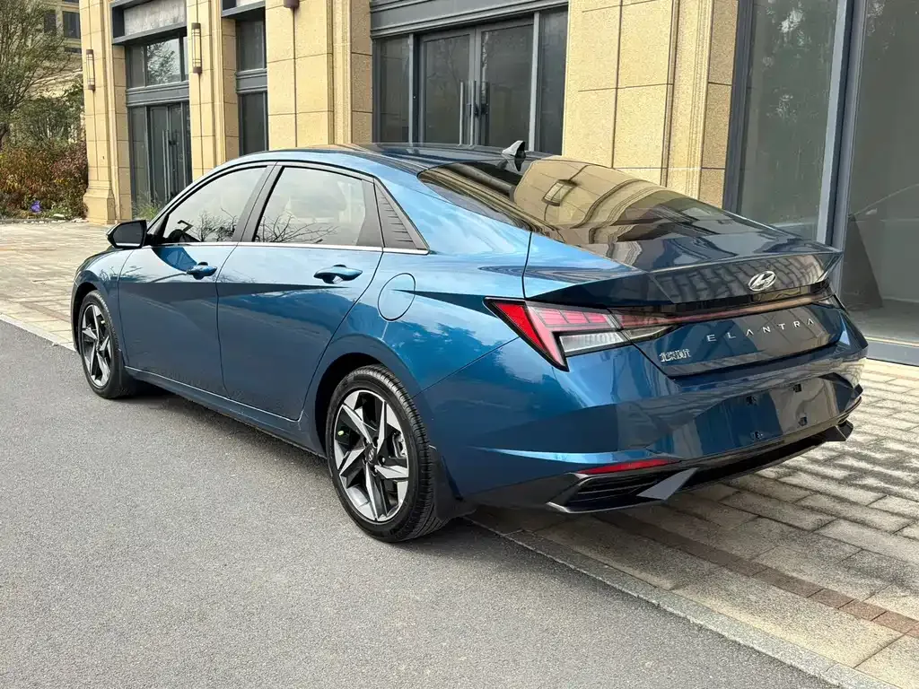 Hyundai Elantra 2022 из CN, фото 6