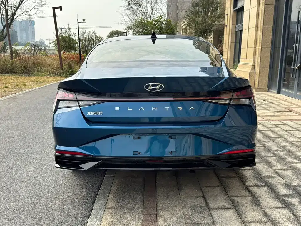 Hyundai Elantra 2022 из CN, фото 4