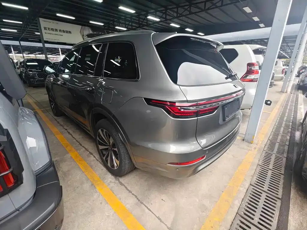 Li Auto Li ONE 2021 из CN, фото 9