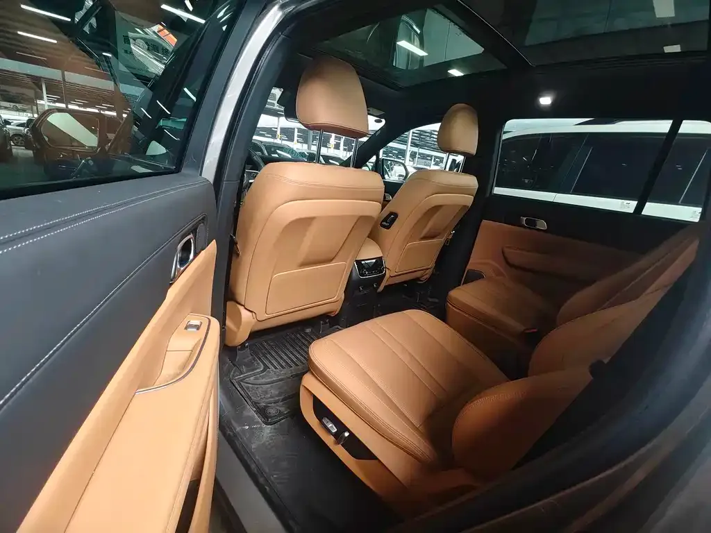Li Auto Li ONE 2021 из CN, фото 7
